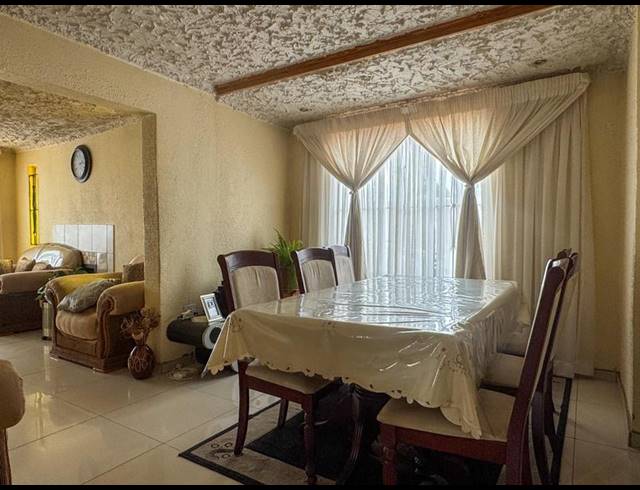 4 BEDROOM HOUSE FOR SALE IN LAWLEY